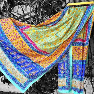 Jaw-Dropping Silk Dupattas to Turn Heads